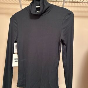 Sunday Best Women's Green Turtleneck Top